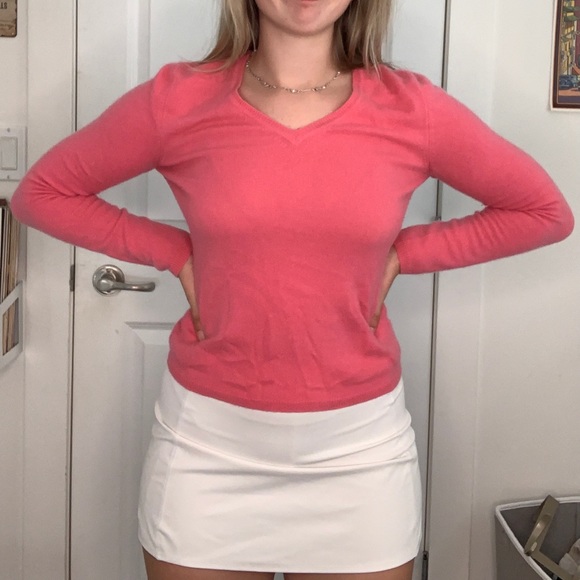 PINK CASHMERE V NECK SWEATER - Picture 4 of 4